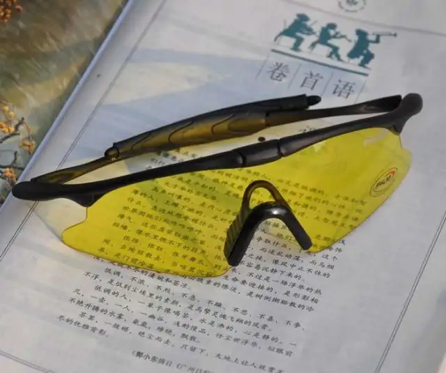 NV100 משקפיים ירי עם שחור מסגרת פתוחה