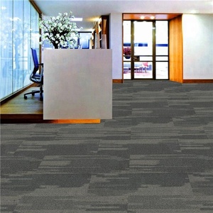Moquette <span class=keywords><strong>de</strong></span> bureau commerciale 100% nylon 25cmx100cm Tuftée Style moderne uni pour la maison Hôtel Chambre à coucher Sol <span class=keywords><strong>Utilisation</strong></span> décorative - Product Image 4