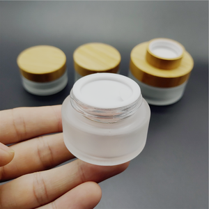 Pot en verre givré transparent avec couvercle en bambou pour cosmétiques et maquillage, disponible en 5g, 15g, 30g, 50g, 100g et <span class=keywords><strong>4</strong></span> oz. - Product Image 5