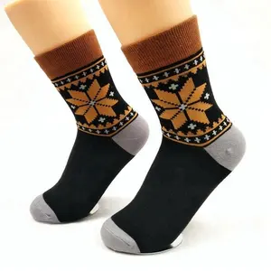 Yinyu meias personalizadas femininas, meias estilosas de folha de bordo