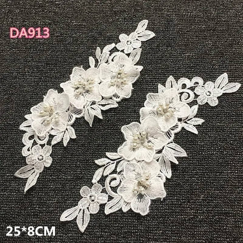 Apliques de encaje bordados con flores en 3D populares con diamantes de imitación con cuentas China 100% poliéster sostenible 7 días tela de guipur