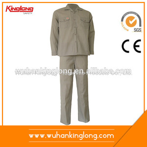 Venta al por mayor mecánico de la camisa y pantalón para el medio oriente - Product Image 1