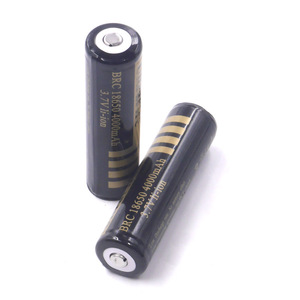 ブラックBRC18650 4000mAh 3.7V充電式リチウムイオンセルバッテリー内蔵放電および充電保護回路 - Product Image 1