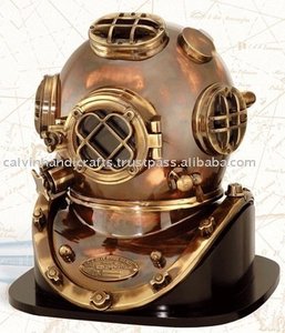 Casco de buceo de latón náutico con base de madera Casco DE BUCEO decorativo náutico de Calvin Handicraft - Product Image 5