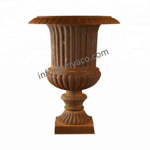 Maceta de hierro fundido para Patio, jardín, urna estriada, macetas y jardineras de Metal, venta al por mayor - Product Image 1