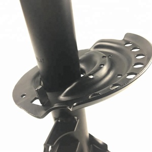 Assale anteriore sinistro per ammortizzatore a sospensione KYB per OE 54650-1R000 per <span class=keywords><strong>HYUNDAI</strong></span> <span class=keywords><strong>ACCENT</strong></span> IV 2010 - Product Image 3