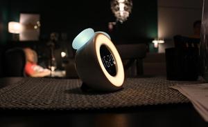 Smart sensor lumière chaude numérique réveil avec snooze dans-construit Li batterie - Product Image 5
