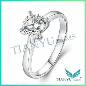 925 Ruban Doigt Anneau 1 Carat 16 Coeurs et Flèches Round Cut Moissanite Anneau pour <span class=keywords><strong>les</strong></span> Femmes - Product Image 1