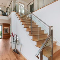 Designs modernes de rampes en verre pour intérieur avec main courante en acier inoxydable pour escaliers
