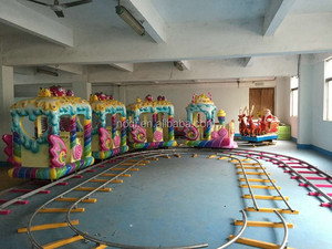 Noqi 2016 nouveau modèle <span class=keywords><strong>parc</strong></span> d'attractions jouets petit <span class=keywords><strong>parc</strong></span> d'attractions trains pour vente - Product Image 3