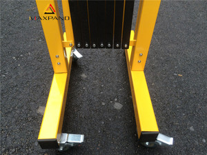 Geçici park kalabalık kontrol açık Retractab standı yol güvenliği ürünleri trafik taşınabilir katlanır genişletilebilir bariyer - Product Image 4