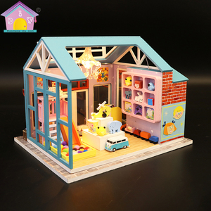 Hoomeda Thiết Kế Mới Bằng Gỗ Cho Trẻ Em Đồ Chơi Nội Thất Nhà Búp Bê Với Ánh Sáng - Product Image 3