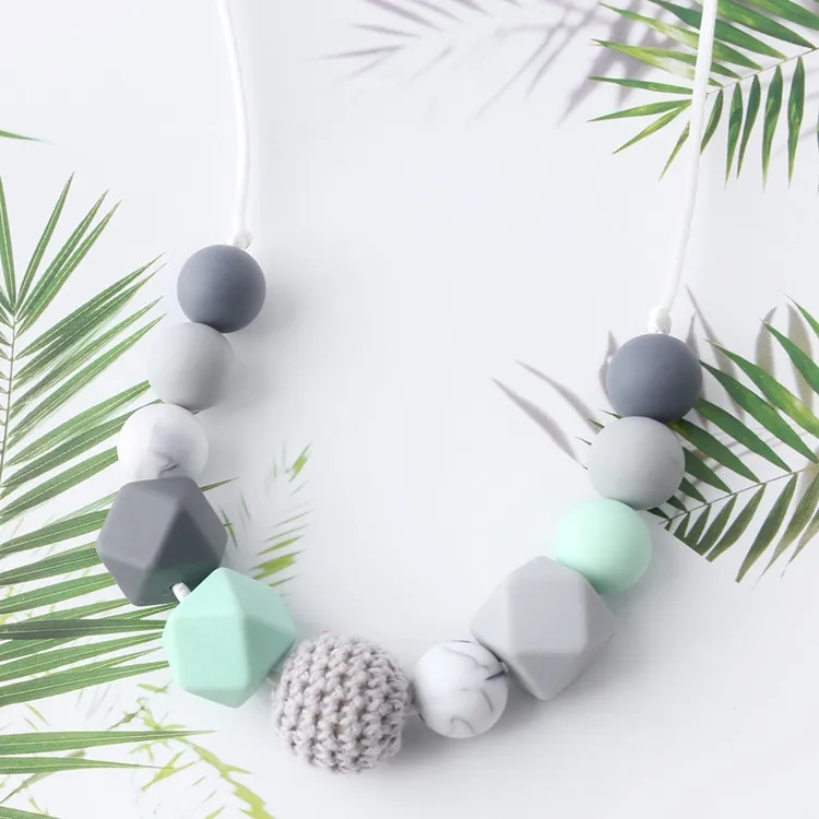 Custom Silicone Crochet Wooden Beads BPA Free Baby Teething Necklace For Babies