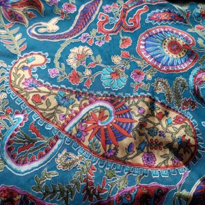Tissu en mousseline de soie imprimée et brûlée, Viscose, nouvelle collection - Product Image 4