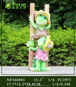 Statua di rana a grandezza naturale, ornamento da giardino in stile cartone animato - Product Image 4