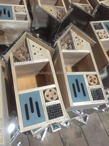 <span class=keywords><strong>Maison</strong></span> d'insectes en bois avec <span class=keywords><strong>toit</strong></span> en fer - Product Image 2