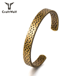 Craft Wolf 2020 Jewelry Mens Women Personalized Gold Jewelry Trendy Designer Stainless Steel Cuff <strong>Bangle</strong> <strong>Bracelet</strong> OEM Factory - Product Image 3