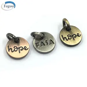 Different Colors Round Custom Made Charms Engraved Logo Metal Jewelry Charms