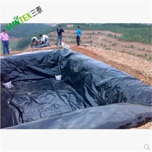 Feuilles de géomembranes en HDPE noir de 190 g pour couverture de piscine, géomembranes en plastique, aménagement paysager, imperméabilisation, tissu de barrage, revêtement de <span class=keywords><strong>canal</strong></span> d'irrigation - Product Image 6
