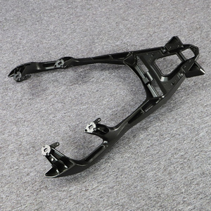 Moto Posteriore In Alluminio Dei Bagagli Holder Rack Staffa di Mensola per <span class=keywords><strong>Yamaha</strong></span> XMAX 125 <span class=keywords><strong>X</strong></span>-<span class=keywords><strong>MAX</strong></span> <span class=keywords><strong>250</strong></span> 300 <span class=keywords><strong>X</strong></span> <span class=keywords><strong>MAX</strong></span> 400 2017- 2019 - Product Image 2