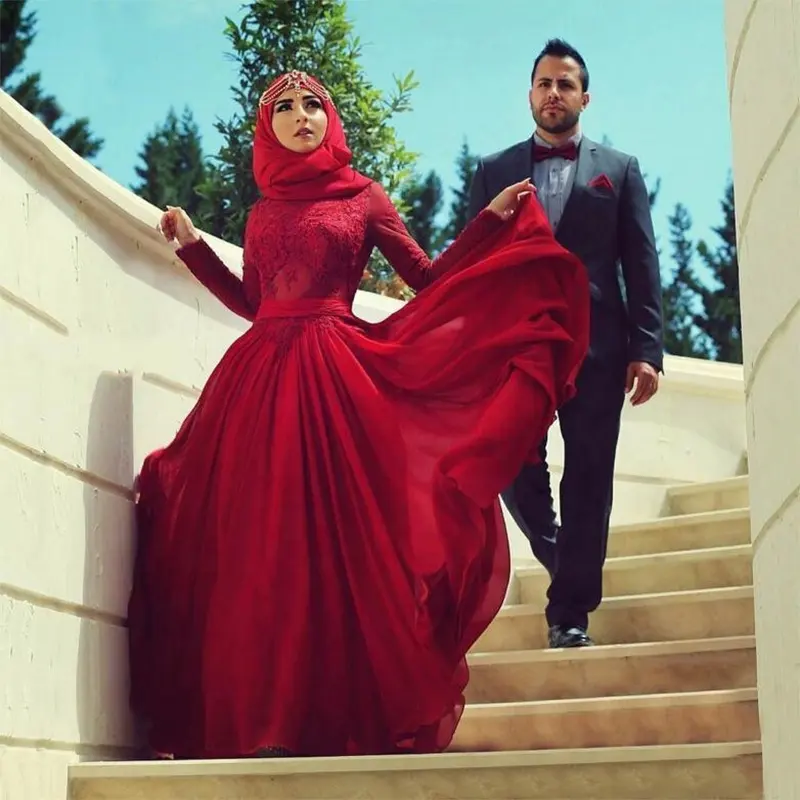 Rote Vintage Hijab lange muslimische Abendkleider mit Ärmeln