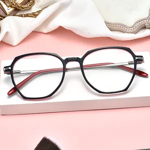 New Model Young Fashion Design Eyeglasses Optical Spectacle Frames hignグレードTemple