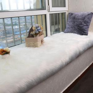 Tappeti in Pelliccia Sintetica Bianco Puro Stile Moderno Nuovi Tappetini da Bagno per Uso Domestico - Product Image 2