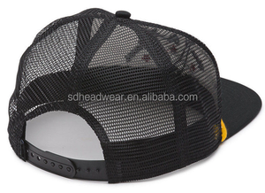 Porte-chapeaux muraux Flat Bill Snapback noir/blanc, casquette de camionneur avec corde - Product Image 5