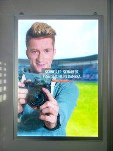 Cadre LED rectangulaire ultra-mince en aluminium à clipser pour affiches de films, boîte lumineuse publicitaire pour affichage de films, vente en gros pour l'immobilier - Product Image 2