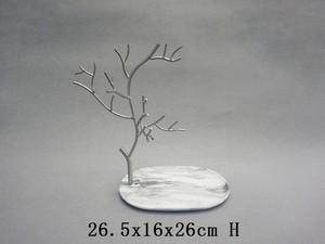 ชั้นวางเครื่องประดับพลาสติกรูปทรงต้นไม้ทำจากไม้ไผ่ - Product Image 4