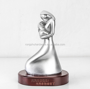 Nuovo Regalo 2024: Set Artigianale in Resina Placcato Argento per la Festa della Mamma, Statua di Angelo <span class=keywords><strong>Madre</strong></span> con Bambino - Product Image 4