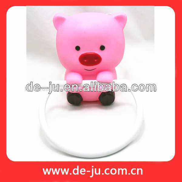 сделано в китае дешевые пластиковые полотенце крюк ёивотных конфетка вешалка для полотенца