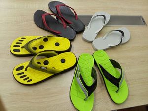 Máquina de soplado de aire de pvc para Havaianas, <span class=keywords><strong>chanclas</strong></span>, 24 estaciones - Product Image 2