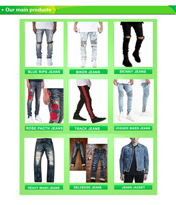 Jeans de Motociclista Ajustados Rojos Vintage con Cinturón para Hombre, Estilo Rebelde y Grunge - Product Image 6