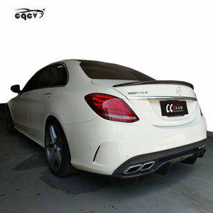 Kit Carrozzeria in Fibra di Carbonio per <span class=keywords><strong>Mercedes</strong></span> Benz Classe <span class=keywords><strong>C</strong></span> <span class=keywords><strong>W205</strong></span> 2013-2018, Labbro Anteriore, Diffusore Posteriore, Spoiler Posteriore, Restyling - Product Image 2