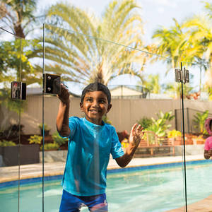 Valla <span class=keywords><strong>de</strong></span> Vidrio para Piscina con Abrazadera <span class=keywords><strong>de</strong></span> Vidrio <span class=keywords><strong>de</strong></span> Acero Inoxidable, <span class=keywords><strong>Puerta</strong></span> <span class=keywords><strong>de</strong></span> Entrada <span class=keywords><strong>de</strong></span> Vidrio para Piscina - Product Image 6