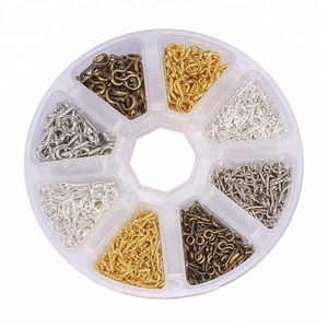 4 couleurs différentes, 200 pièces par couleur, attaches à vis pour bijoux en argile, mini breloques en forme de bouteille bouchonnée - Product Image 1