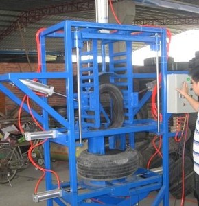 <span class=keywords><strong>Machine</strong></span> d'emballage automatique pour <span class=keywords><strong>pneus</strong></span> usagés, doublement et triplement - Product Image 5
