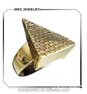 Anillo de Oro de 18K con Diseño de Pirámides Egipcias y Ojo que Todo lo Ve, Joyería <span class=keywords><strong>Illuminati</strong></span> - Product Image 1