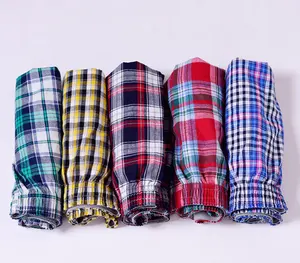 Importación de china, venta al por mayor de los hombres de algodón tejido boxer shorts de algodón cómodo y de boxeadores hombre casa usar boxers para venta