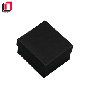 Logo personnalisé montre boîte en carton d'emballage de bracelet bijoux boîte cadeau avec <span class=keywords><strong>petit</strong></span> oreiller <span class=keywords><strong>insert</strong></span> - Product Image 3