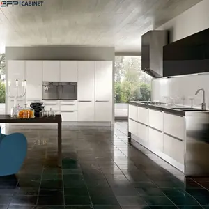 Cocina yeni model dolabı üreticisi kiler ile düz paketi mutfak dolapları için mutfak mobilyası