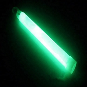 Bâtons lumineux fluorescents de 6 pouces, lot de bâtons lumineux, jouet pour enfants pour les fêtes - Product Image 4