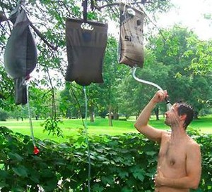 Sac de <span class=keywords><strong>douche</strong></span> solaire en PVC, avec votre Logo personnalisé, imperméable, noir, outil de rangement utilitaire, idéal pour la salle de bain ou le Camping, nouvel arrivage - Product Image 4