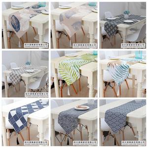 Á Hậu Bàn Damask Chất Lượng Cao Với Tua Jacquard Bảng Á Hậu Phòng Ăn Trang Trí Bàn Runner13 * 72Inch Đỏ - Product Image 3