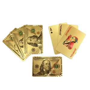 Cartas de plástico chapadas en oro de 100 dólares
