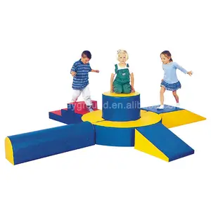 Terrain de jeux d'intérieur de haute qualité pour enfant, équipement professionnel de maternelle, doux pour jouer, usine