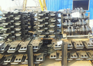 เครนตีนตะขาบติดตามรองเท้า<span class=keywords><strong>pad</strong></span> KH125-3สำหรับยางbulldozer - Product Image 2