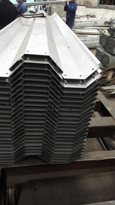 الساخنة انخفض المجلفن الصلب الدفيئة مزراب - Product Image 3