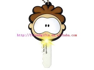 Venta caliente divertida moda 3d suave del pvc led de silicona clave cubre con <span class=keywords><strong>eustaquio</strong></span> de metal para la promoción 2012 - Product Image 1